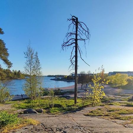Apartment In Herttoniemenranta Хельсинки Экстерьер фото